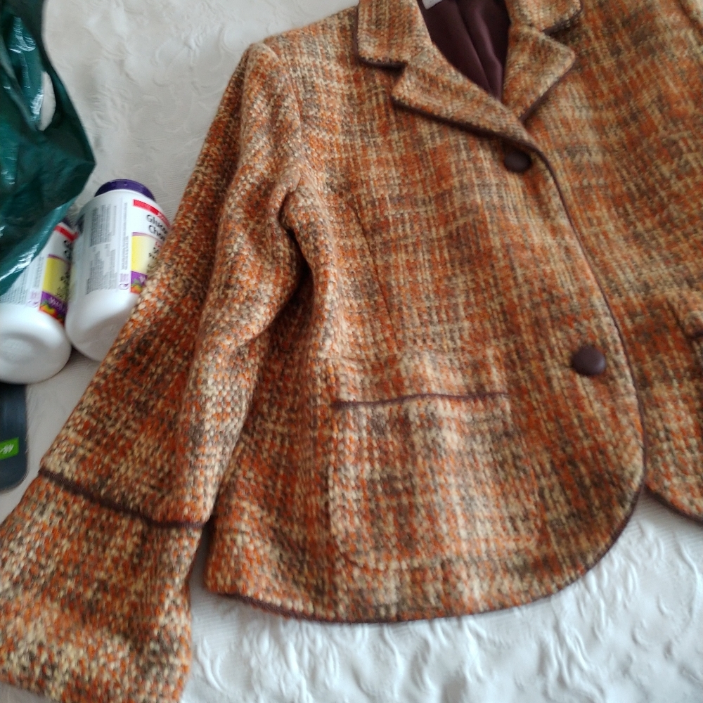 Winter jacket - Picture 3 of 3